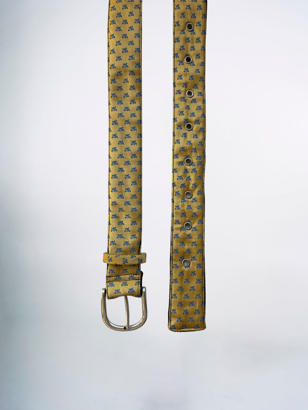 TIE BELT