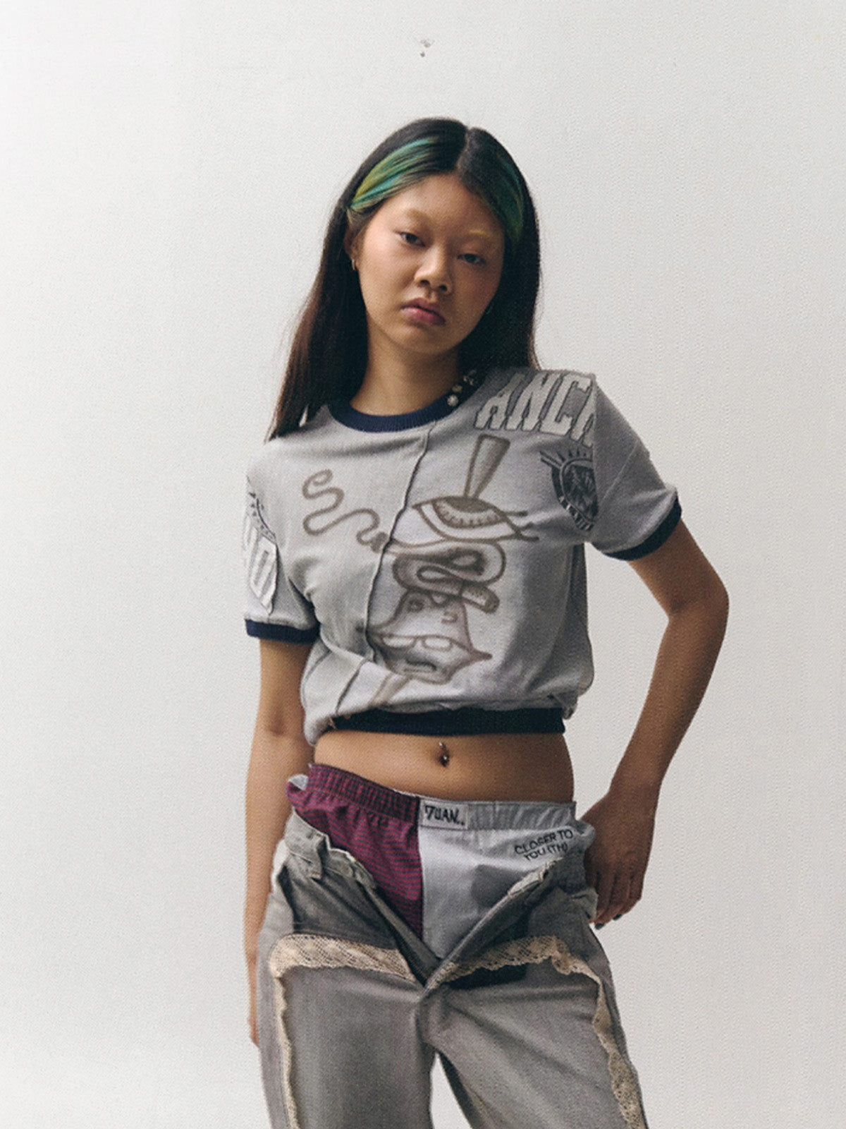 AIRBRUSH TEE GREY