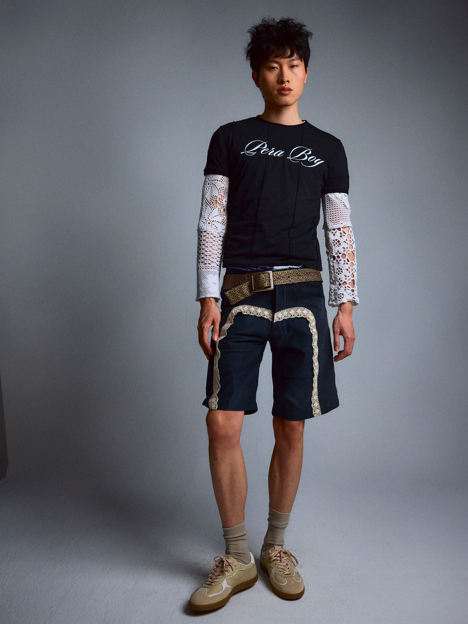 PERA BOY BLACK TEE