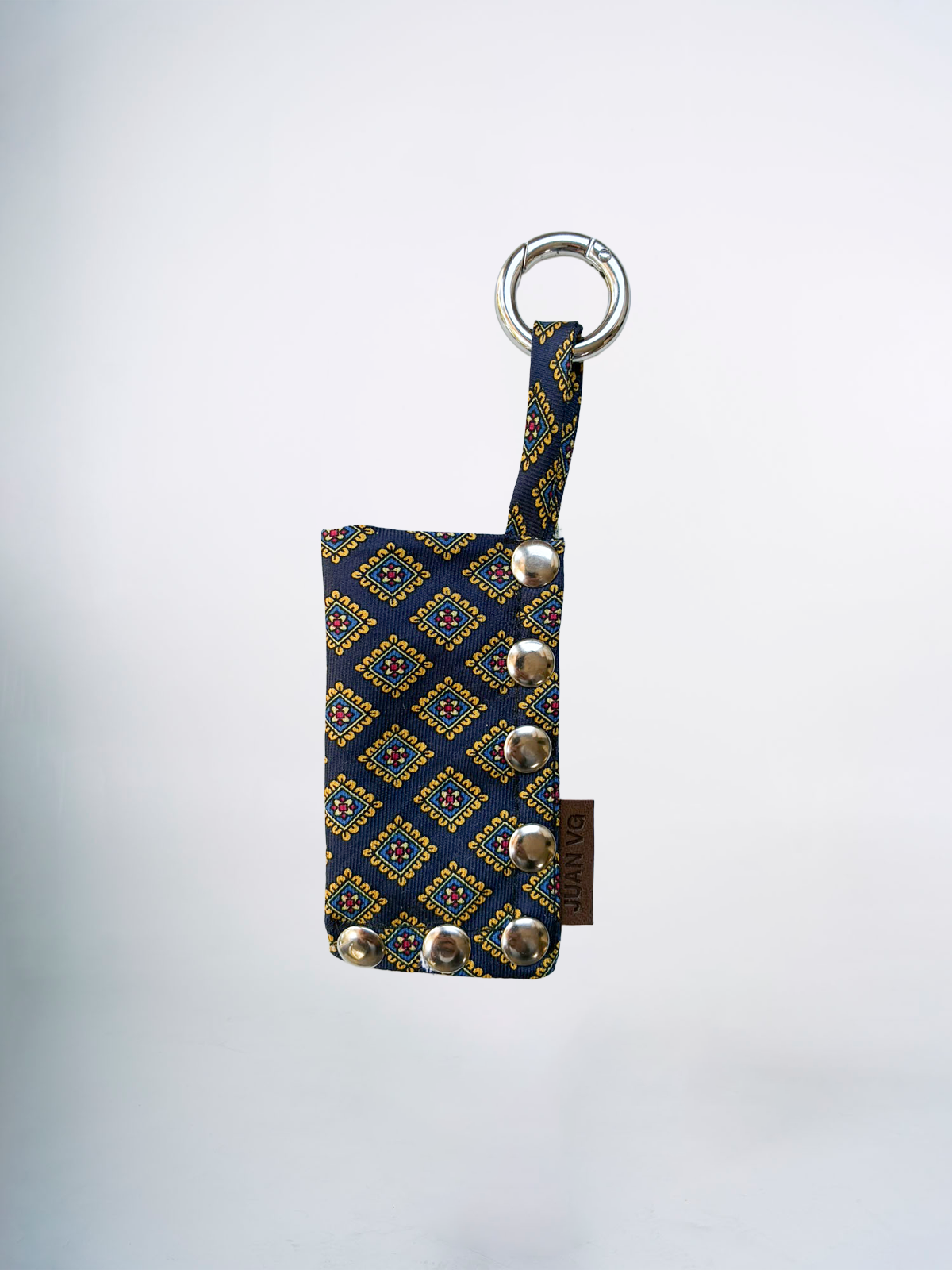 LIGHTER HOLDER